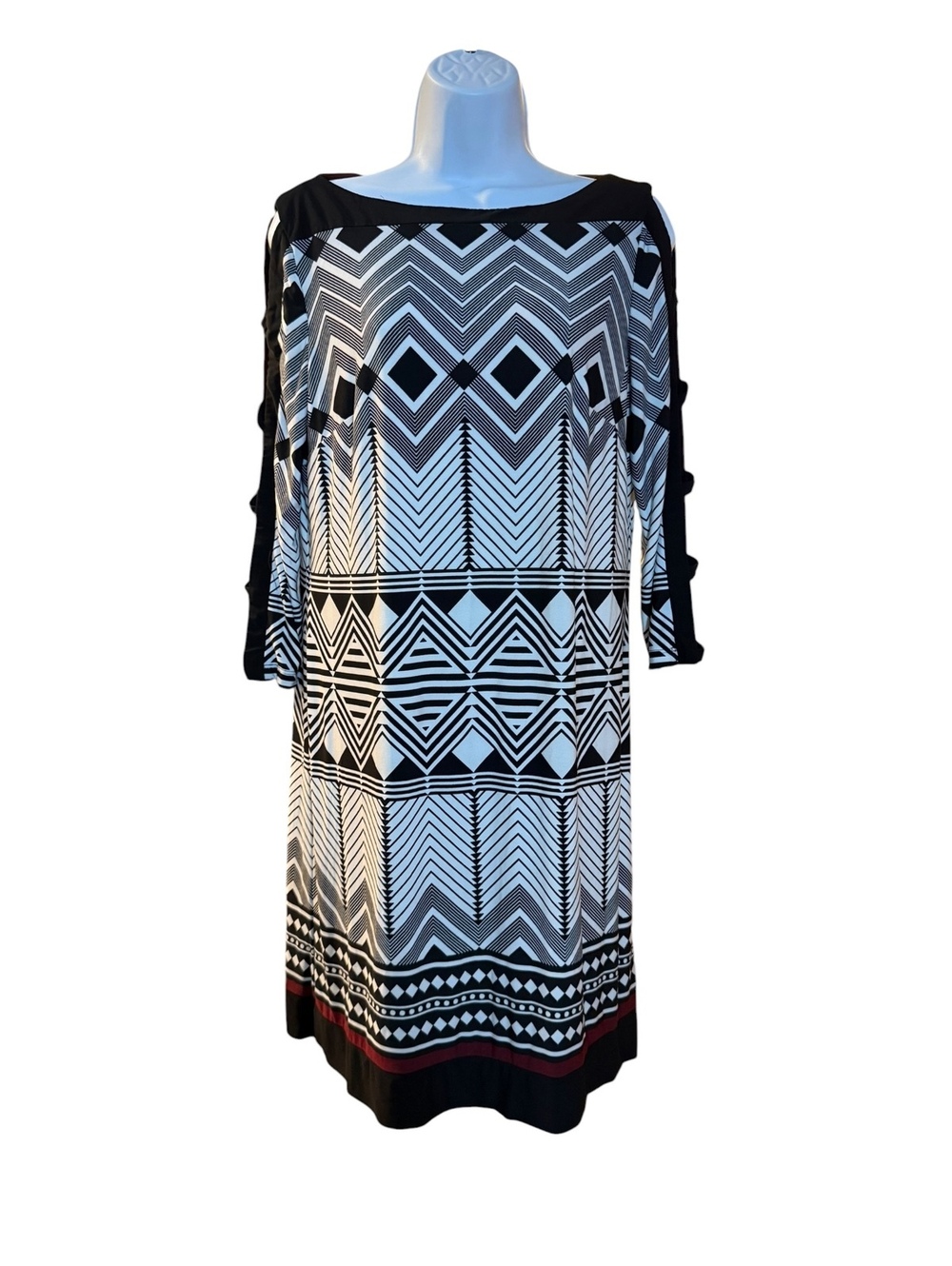 Black and White Geometric Pattern Dress with Cutout Sleeves